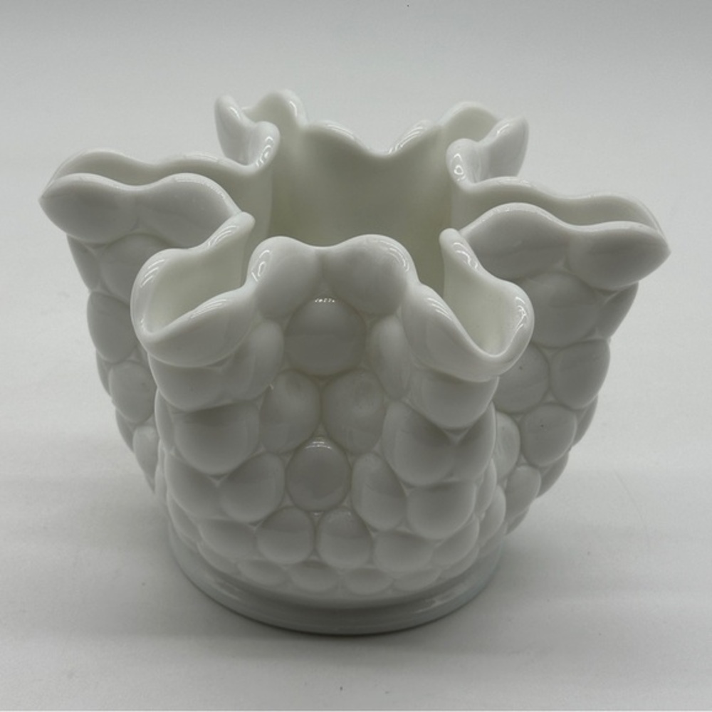 Westmoreland White Milk Glass Hanker Chief Vase Bowl Circle Cut Pattern